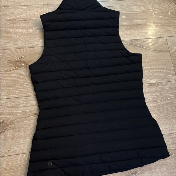 Women’s Black Lululemon Puffer “Pack it Down” Vest - Picture 2 of 4